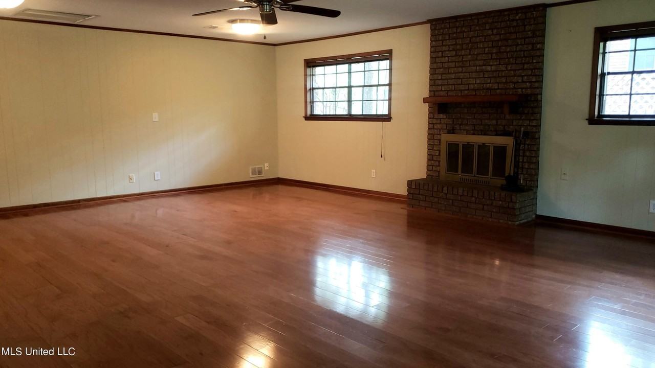 5636 Ahuawa Pl - Photo 7 of 17