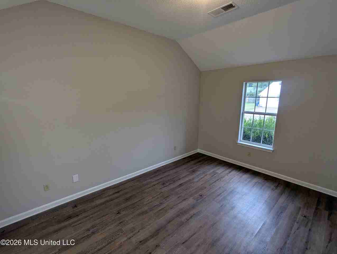 2630 Winwood Cv - Photo 7 of 14