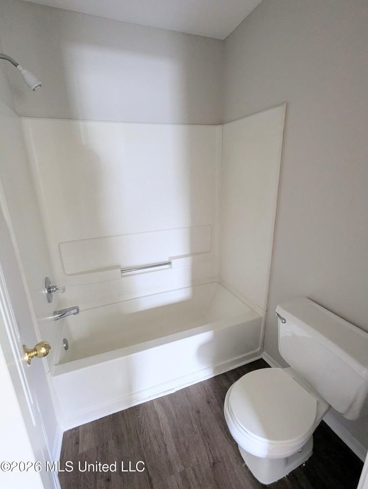 3426 Laurelwood St - Photo 7 of 11