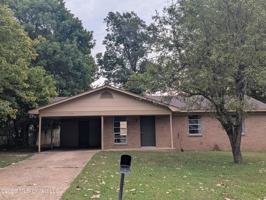 featured image of 5550 Winterwood Dr