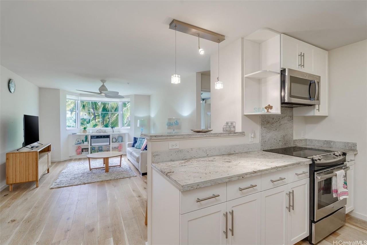 1820 Kaioo Dr #A405 - Photo 6 of 25