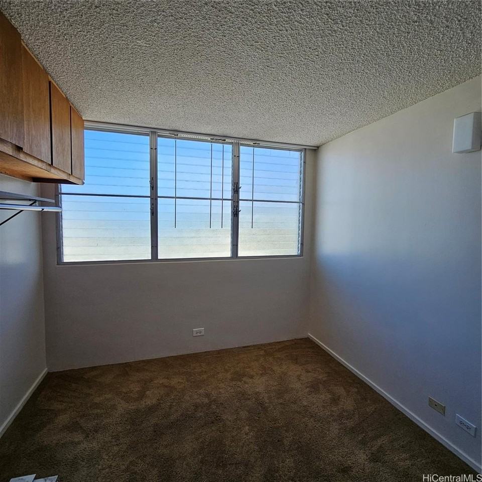 1545 Nehoa St #902 - Photo 3 of 4