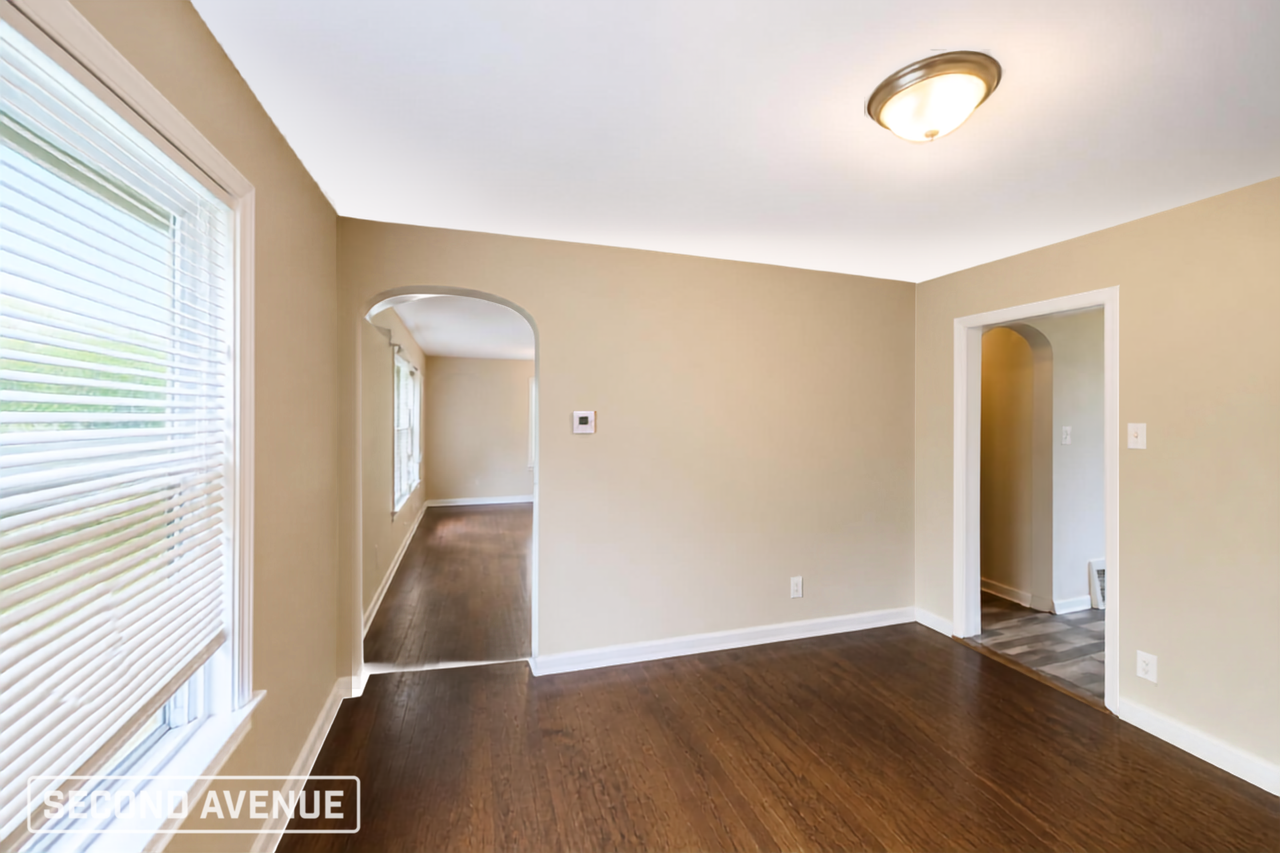 9610 S University Ave - Photo 4 of 20