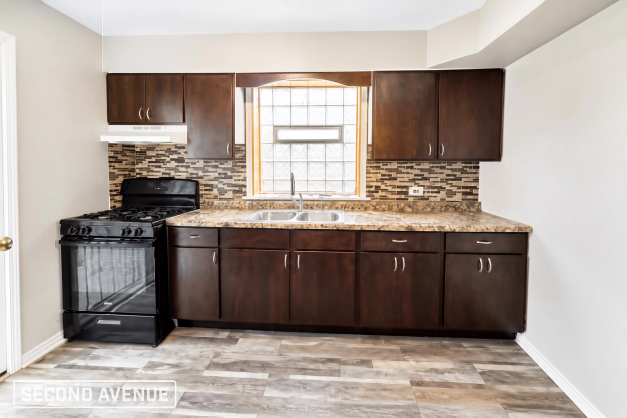9610 S University Ave - Photo 5 of 20