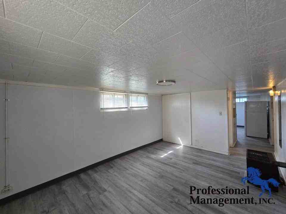 520 Avenue B #1-2 - Photo 3 of 8