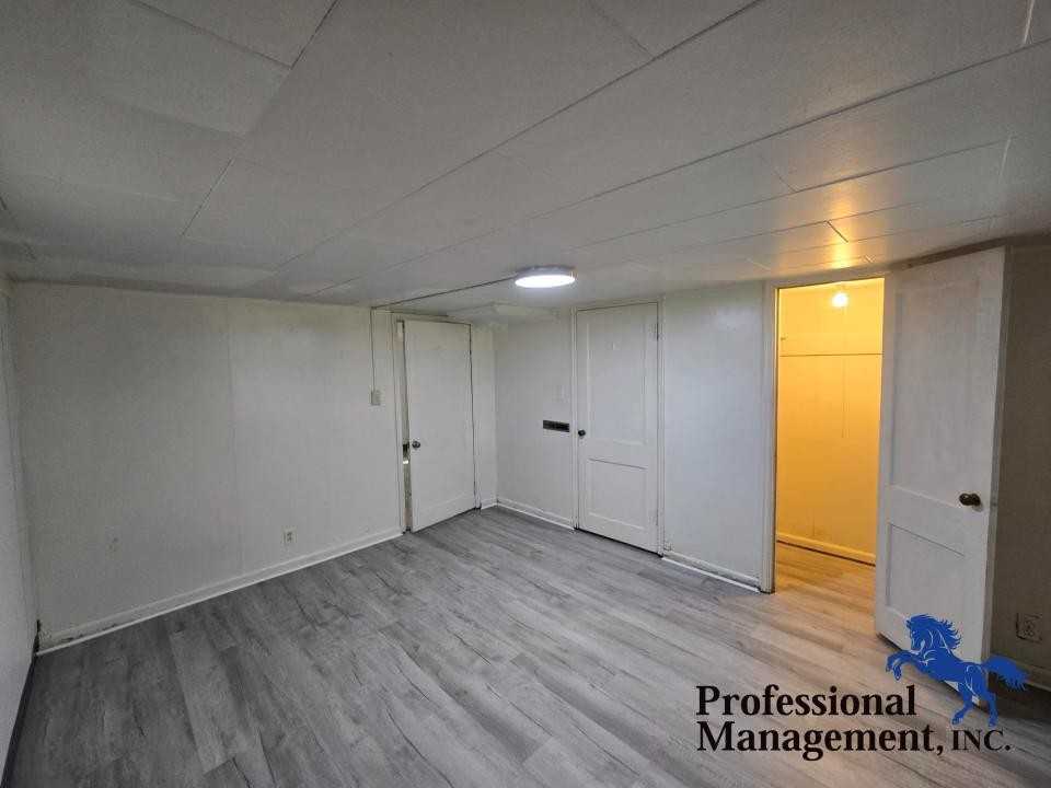 520 Avenue B #1-2 - Photo 5 of 8