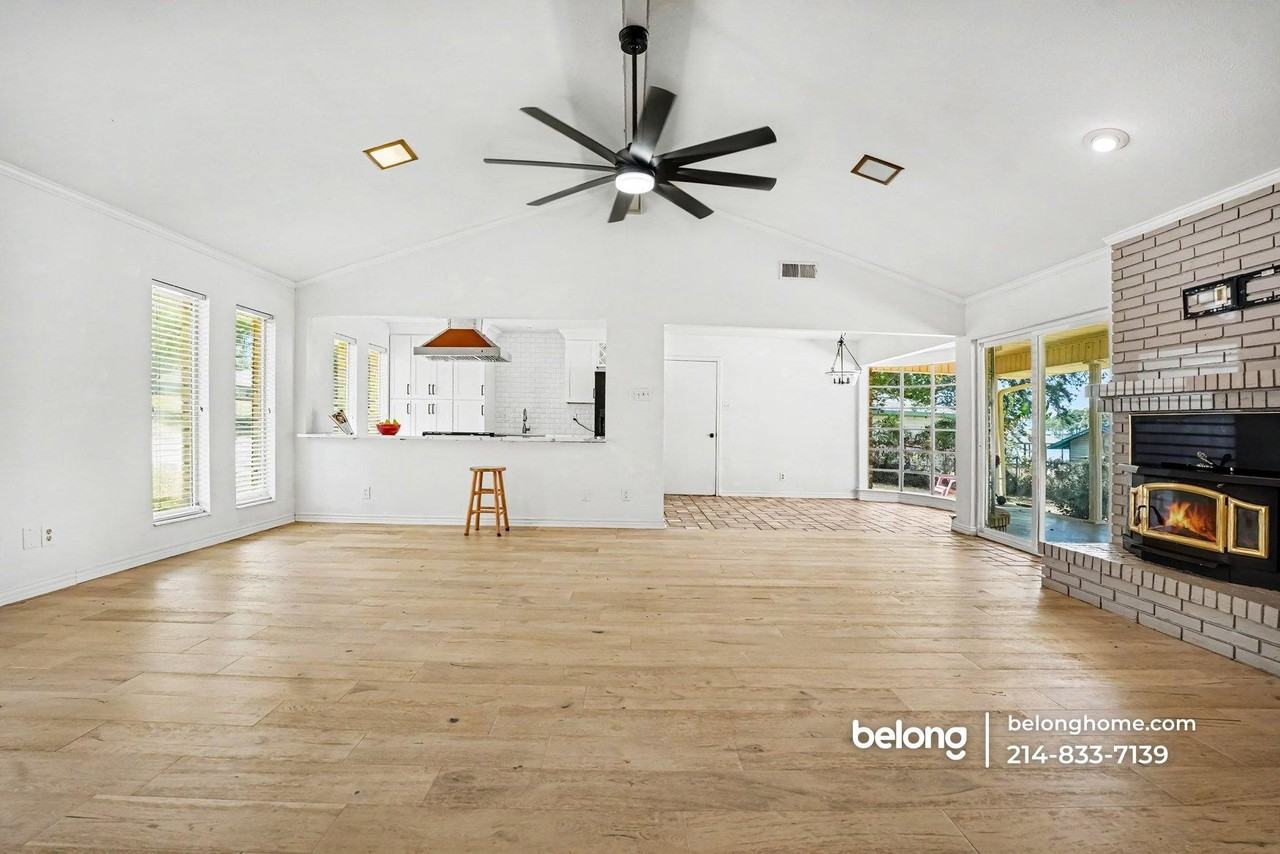 144 Sunset Dr - Photo 2 of 16