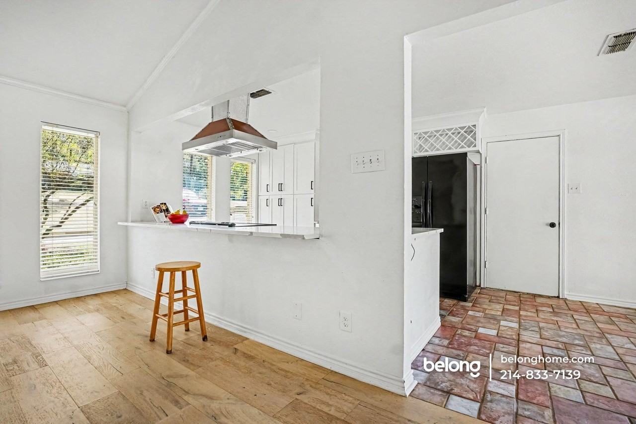 144 Sunset Dr - Photo 3 of 16