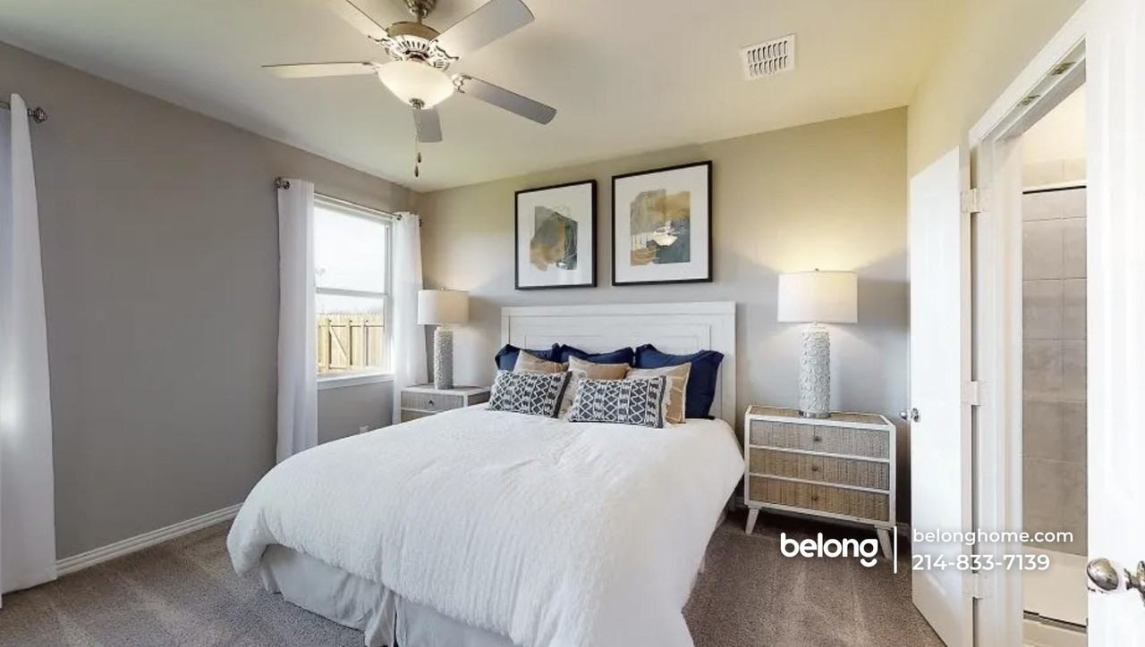1218 Smoketree Ln - Photo 3 of 15