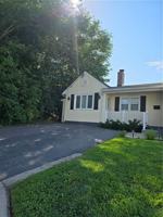 featured image of 15 Royal Ave