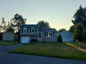 8245 Elaine Cir - Photo 1 of 1
