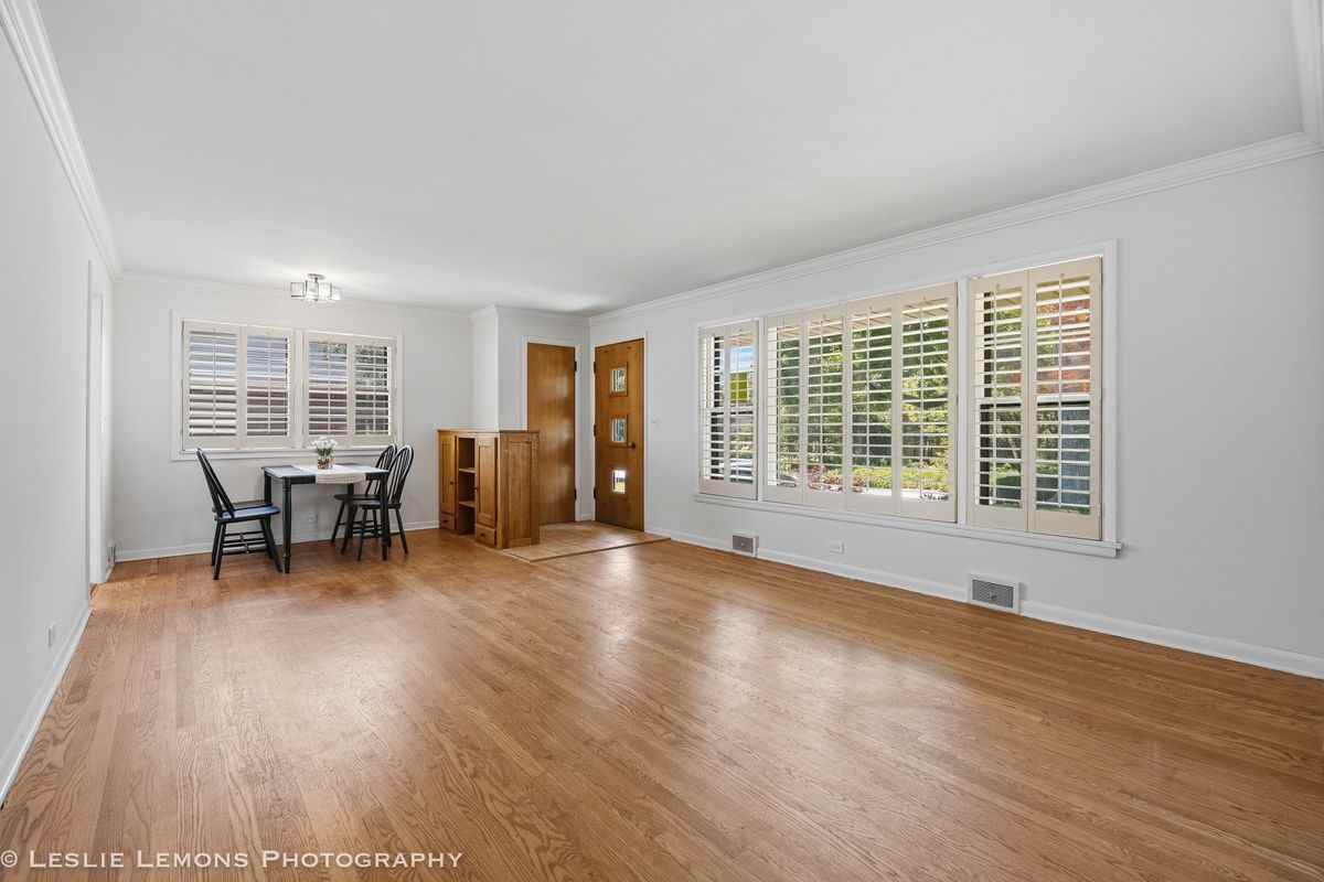 4089 Western Ave - Photo 3 of 18