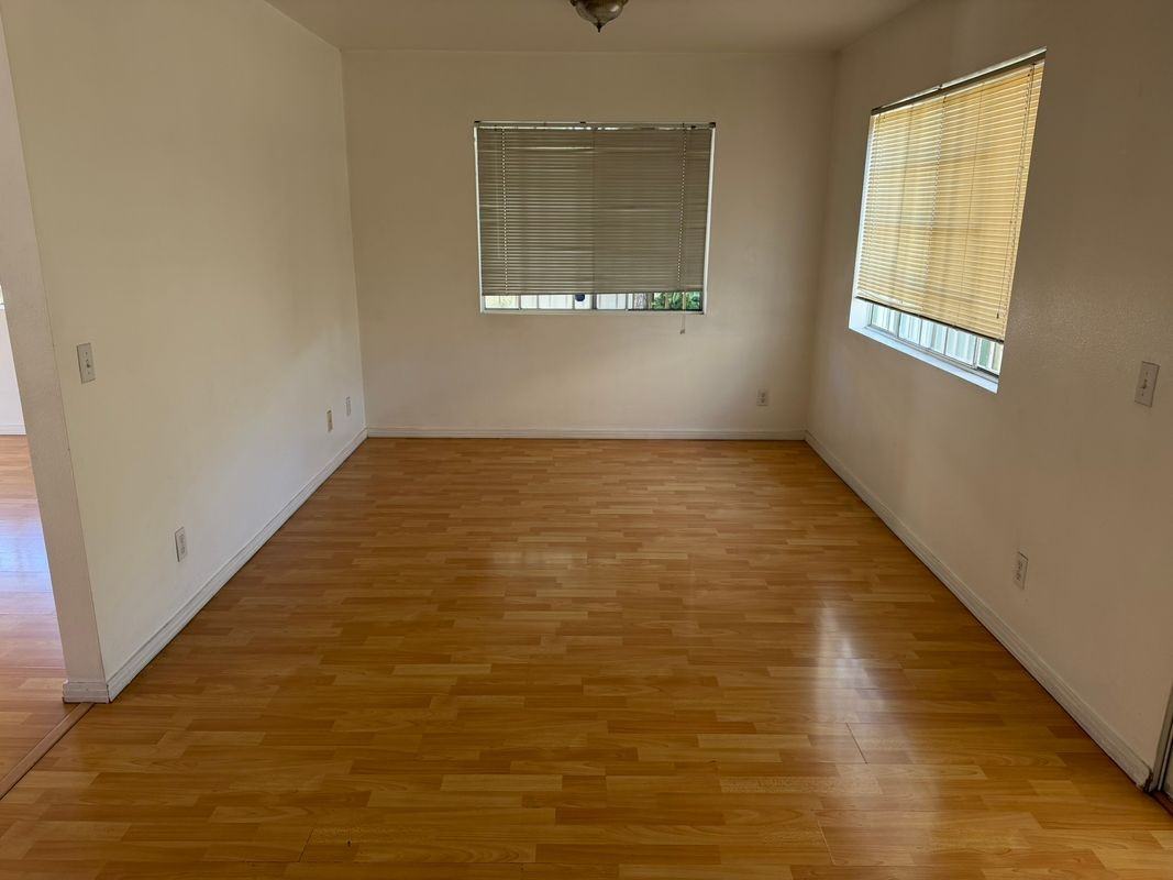 4246 La Rica Ave - Photo 2 of 12