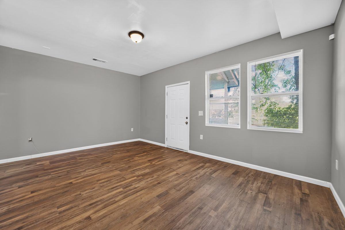 2008 Joseph E Boone Blvd Nw - Photo 3 of 29