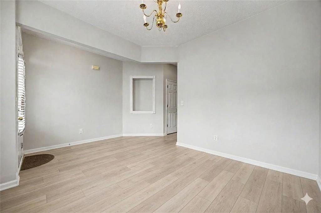 1212 Penhurst Way - Photo 6 of 20