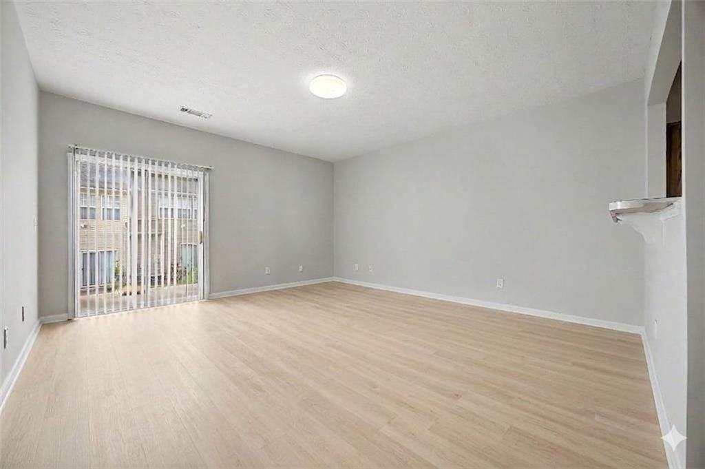 1212 Penhurst Way - Photo 7 of 20