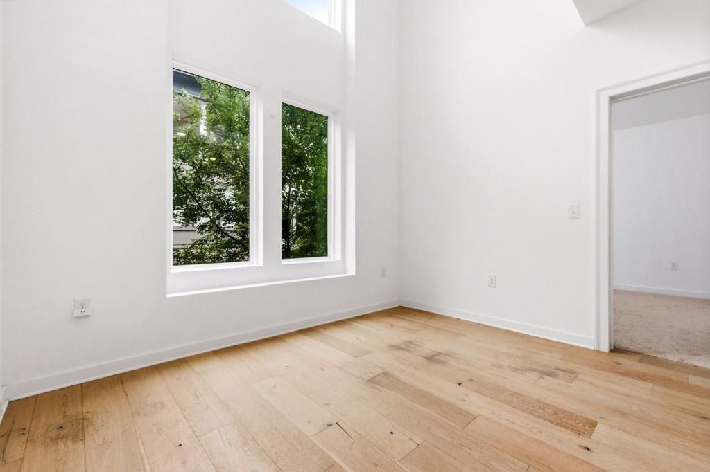 395 Pratt Dr Se ##804 - Photo 4 of 41