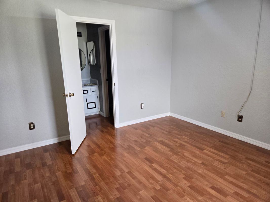 4870 Sw 147th Loop - Photo 3 of 19