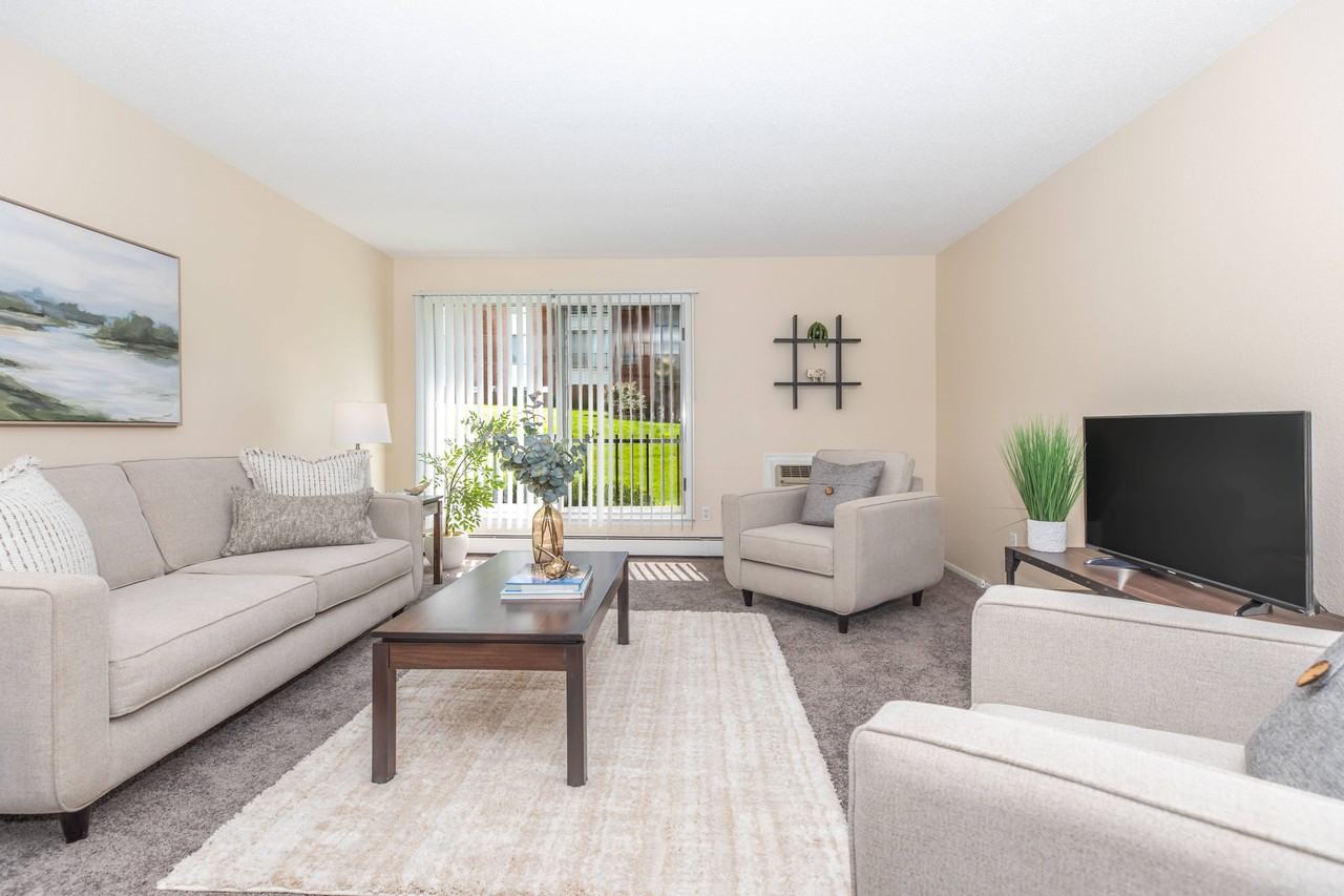 Forest Park Apartments - Photo 4 of 16