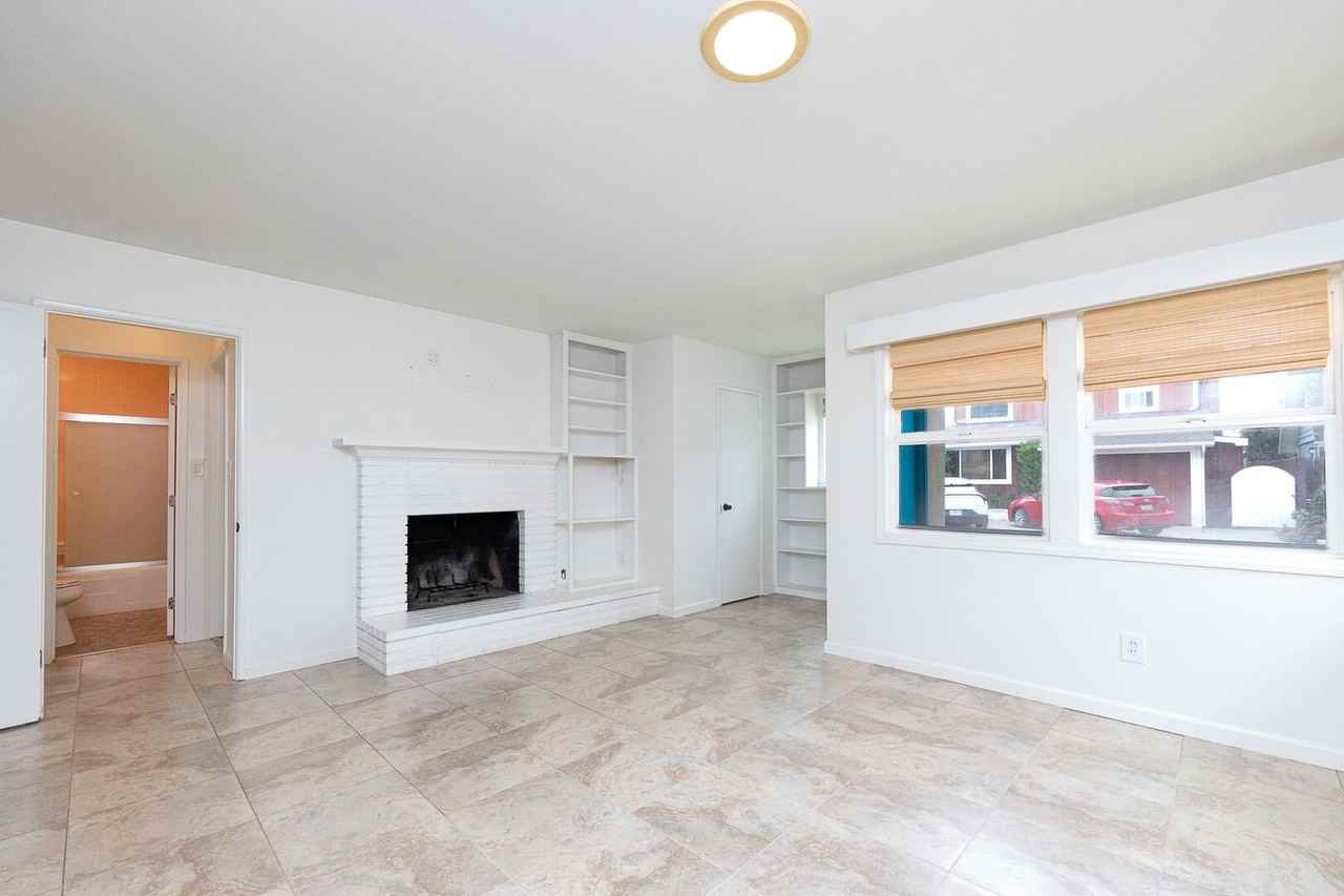 136 Oxnard Ave - Photo 2 of 28