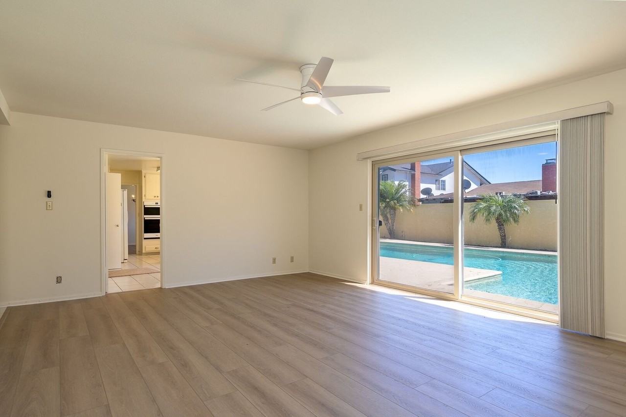 2434 El Cajon Way - Photo 5 of 38