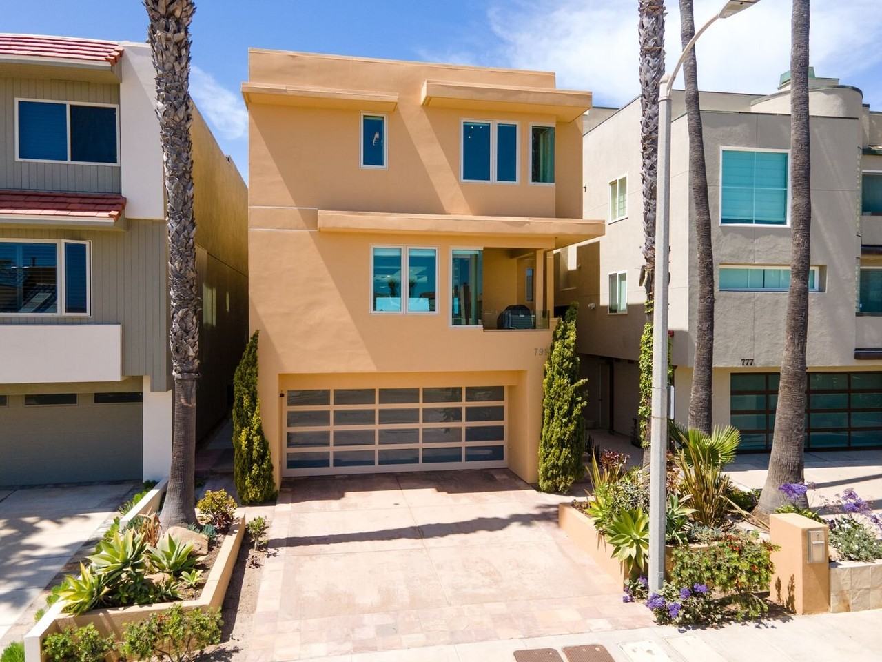 791 Mandalay Beach Rd - Photo 4 of 42