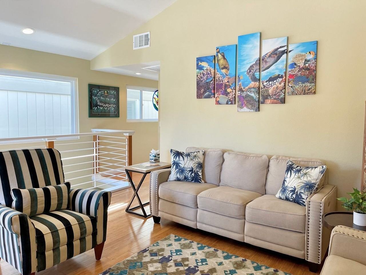 117 La Brea St - Photo 7 of 36