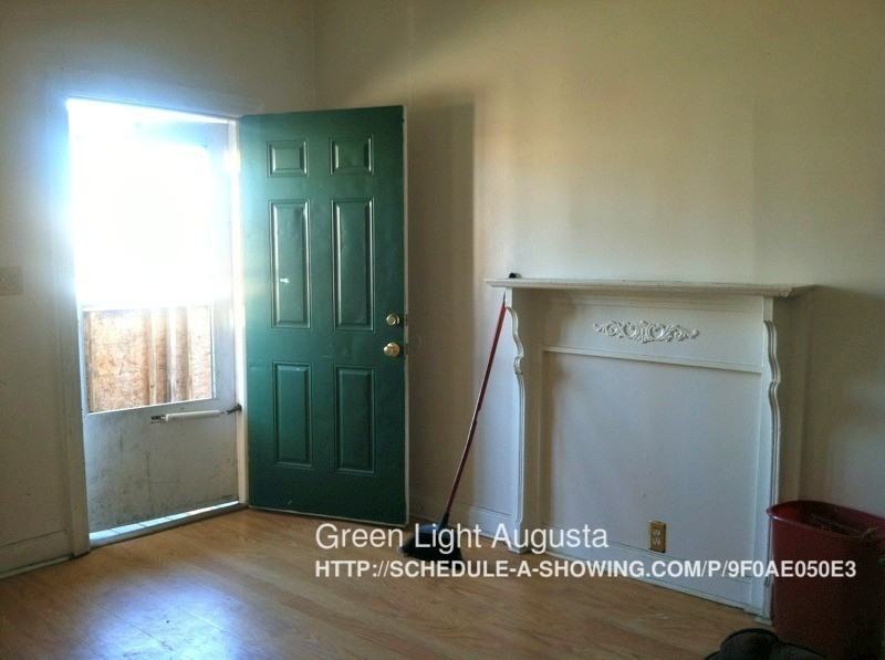 1212 Mauge St #3 - Photo 3 of 4