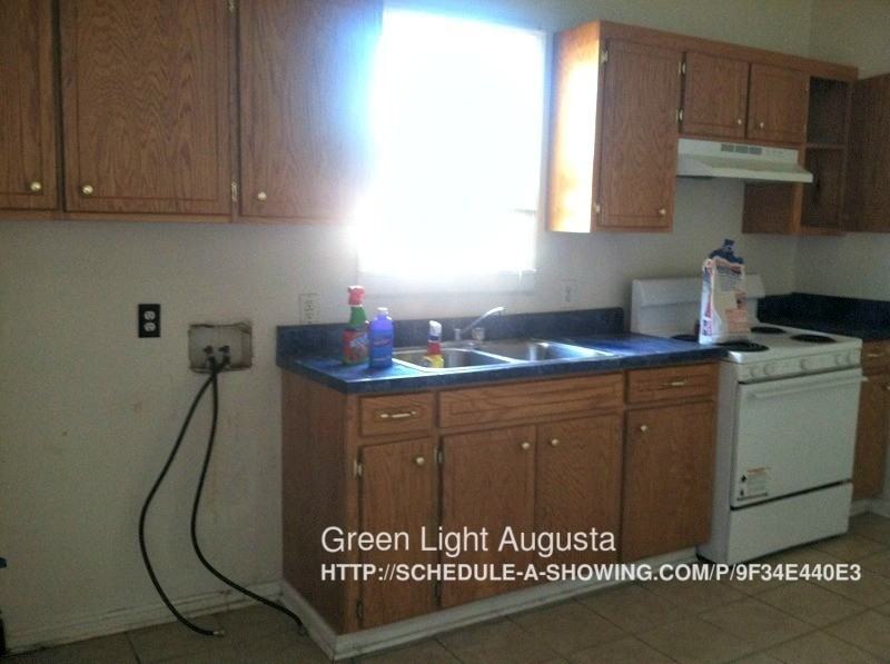 1216 Mauge St #4 - Photo 3 of 3