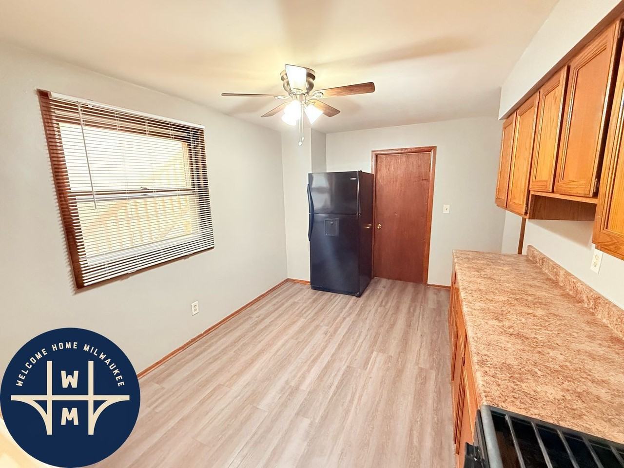 2645 S Kinnickinnic Ave #1 - Photo 5 of 11