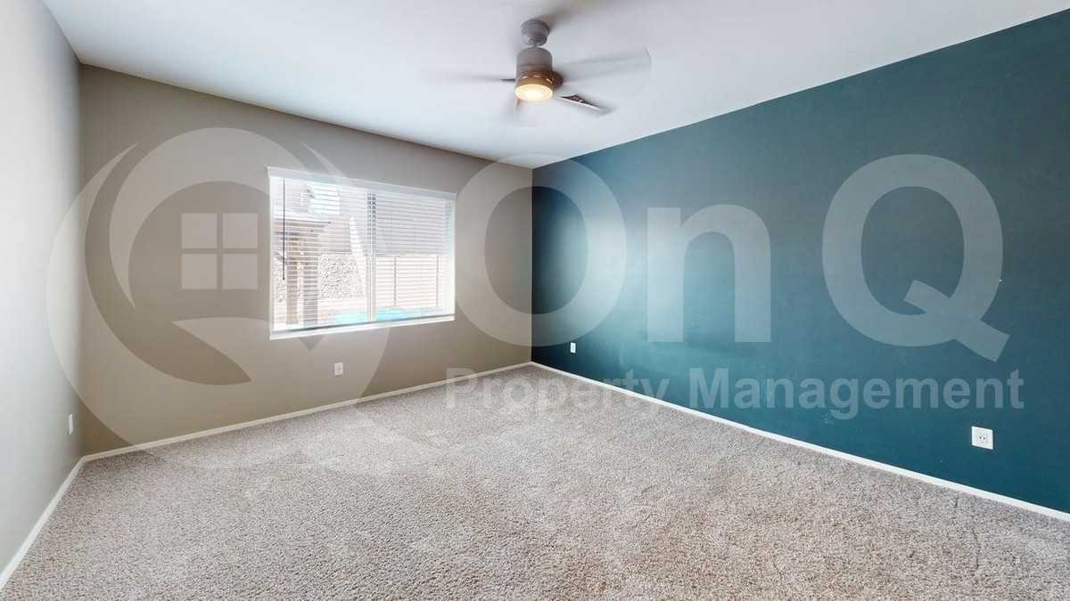6923 W Hedge Rose Dr - Photo 5 of 22