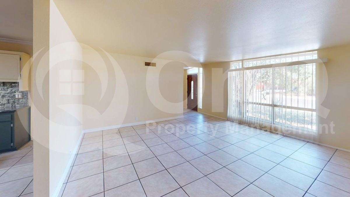 7401 E Calle Cuernavaca - Photo 3 of 11