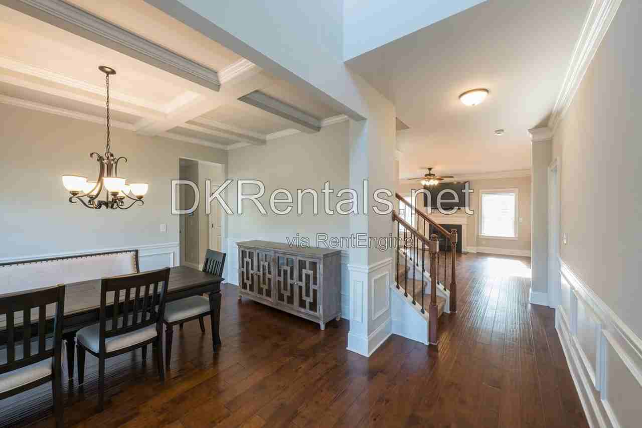 2766 Hilson Cmns - Photo 4 of 44