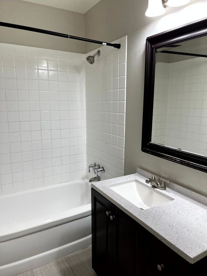 10774 Mercer Ave - Photo 7 of 12