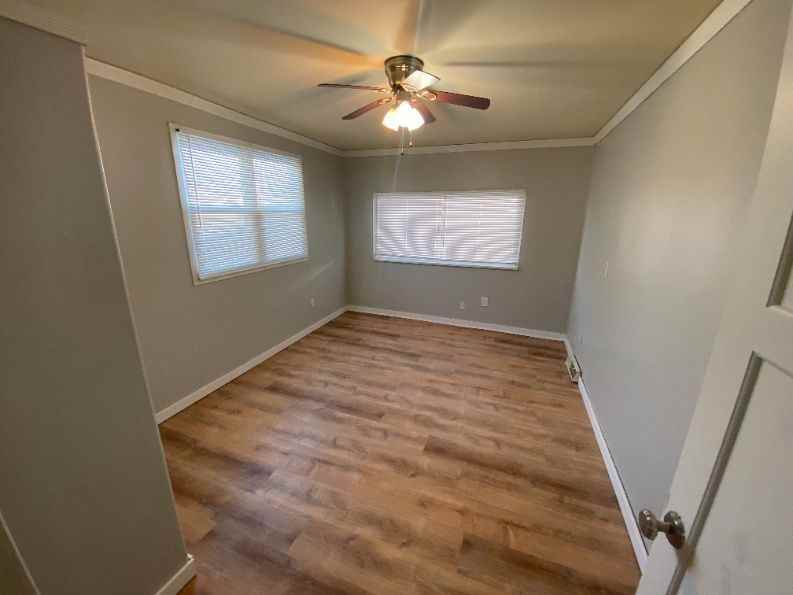 2146 S Winchester St - Photo 5 of 19