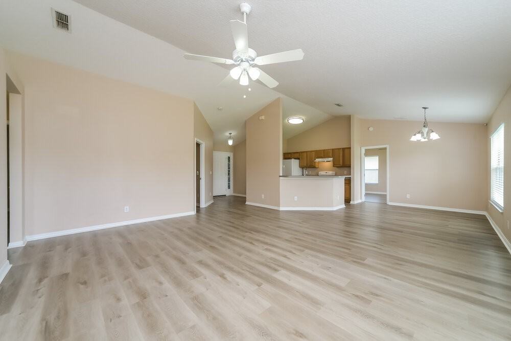 2151 Antler Dr - Photo 4 of 16