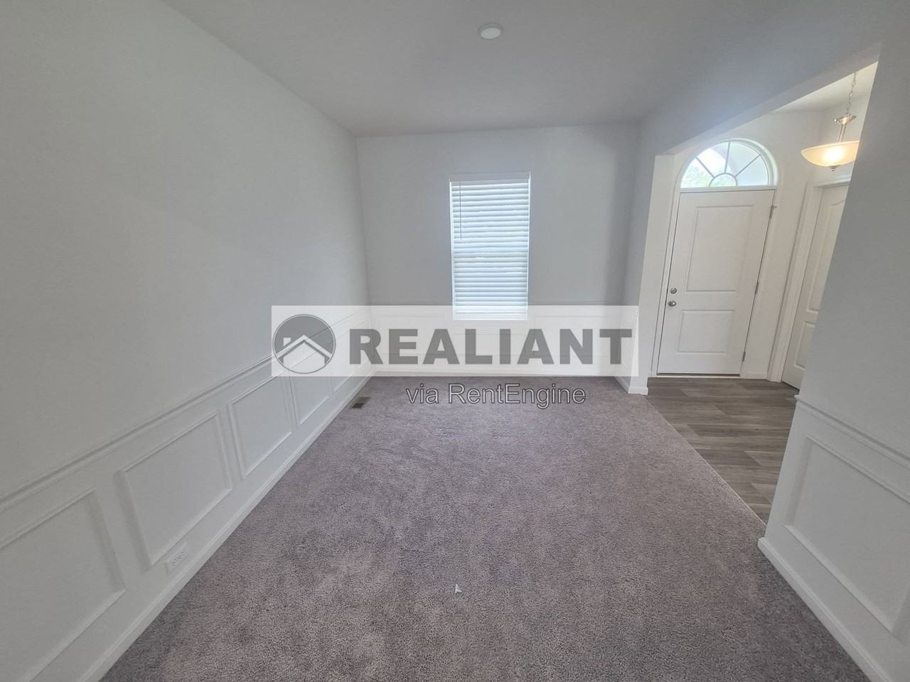 4657 Donegal Ave - Photo 2 of 24