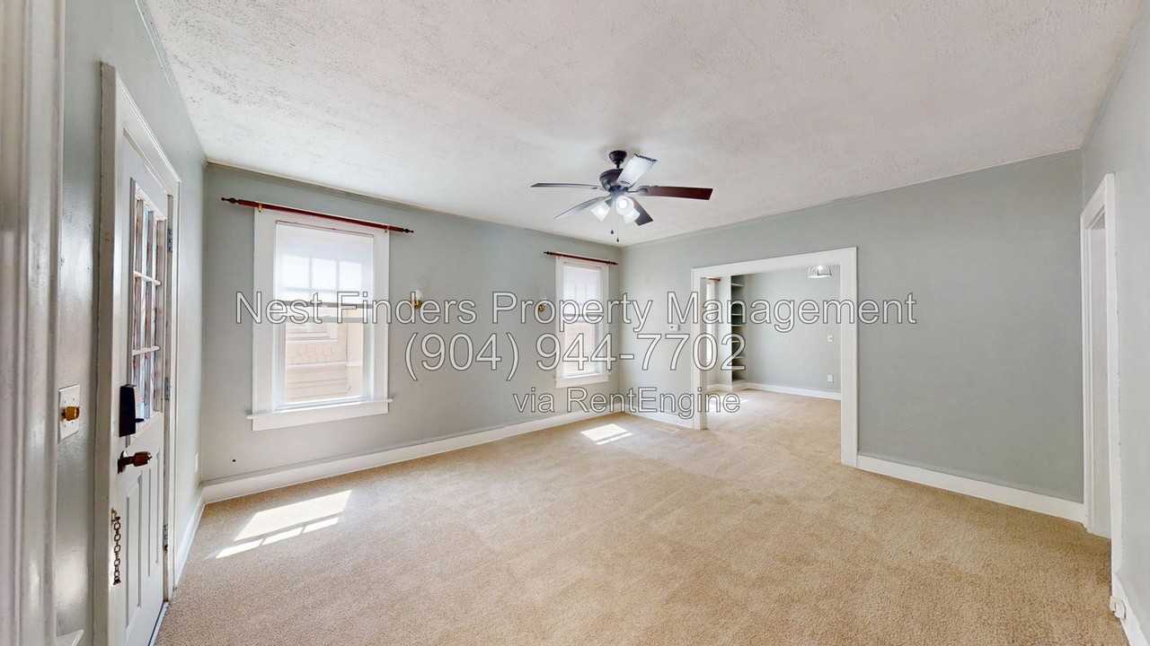 2739 Herschel St - Photo 6 of 20