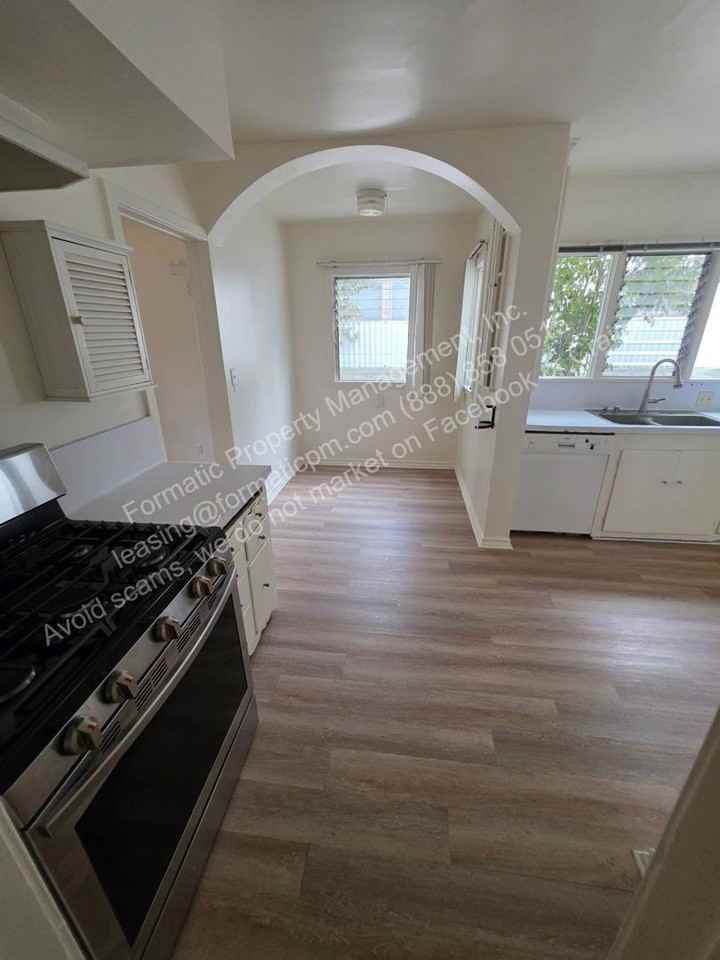 1720 La Senda Pl - Photo 7 of 19