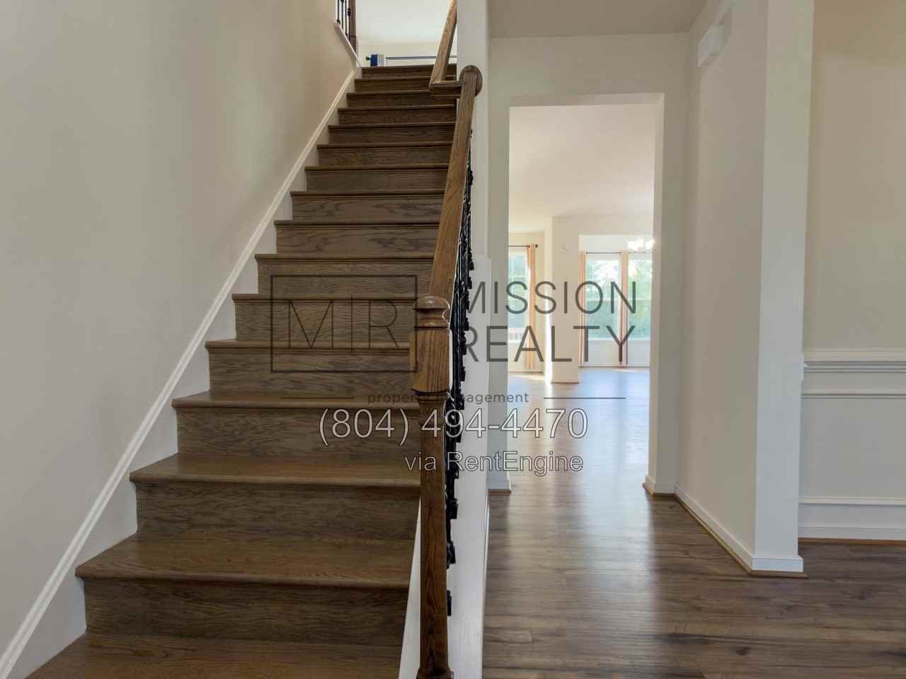 4219 Hiddenwell Ln - Photo 5 of 37