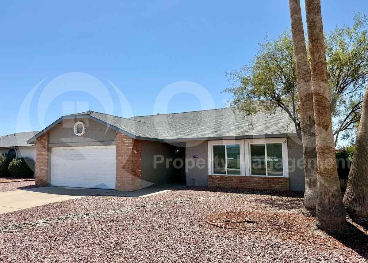 7349 W Denton Ln - Photo 2 of 23