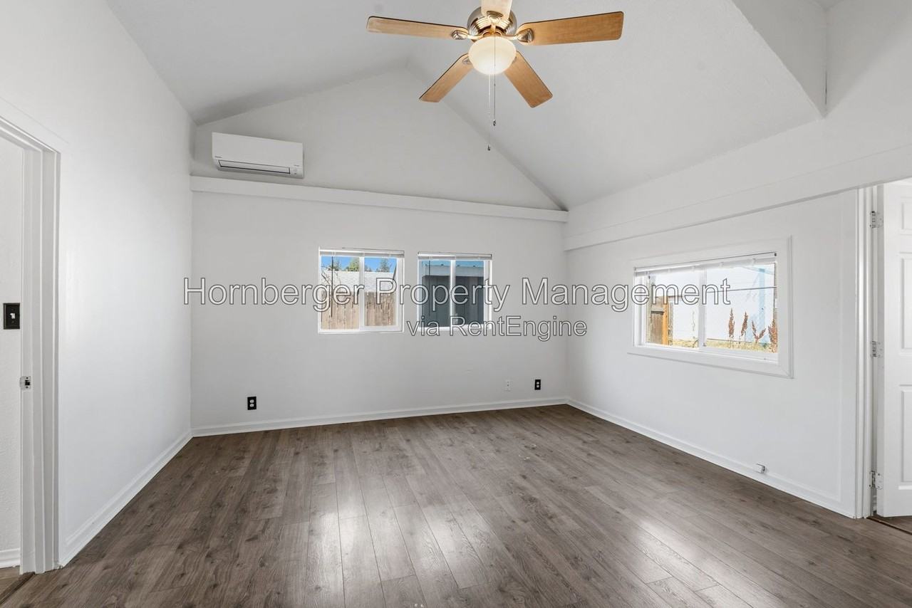 1103 E Joseph Ave - Photo 5 of 26
