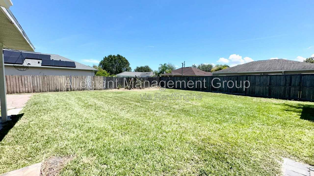 620 Brockton Dr - Photo 3 of 26