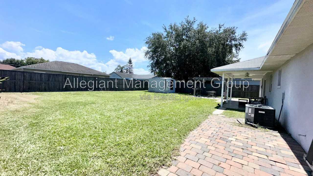 620 Brockton Dr - Photo 7 of 26