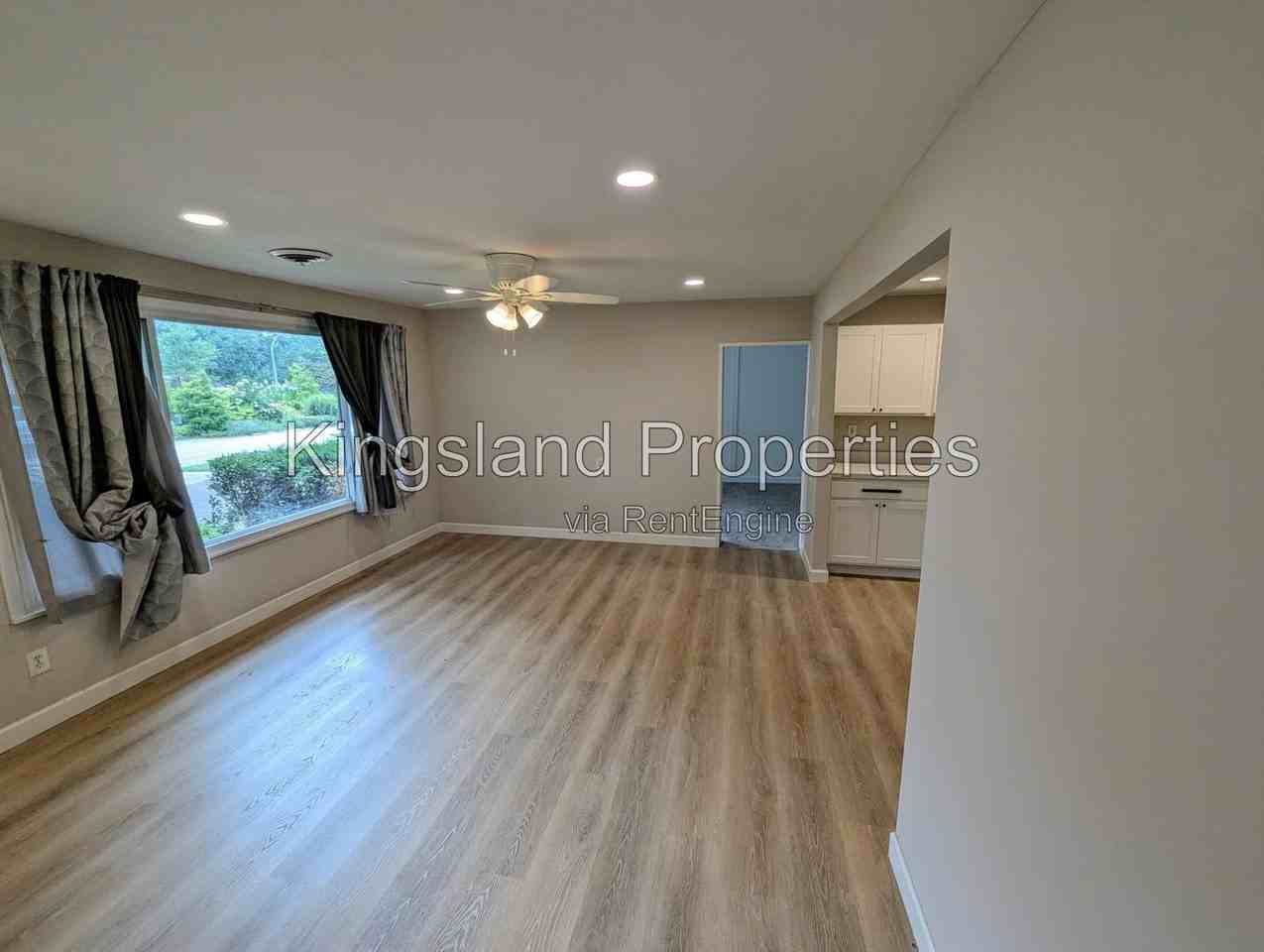 4101 Koeln Ave - Photo 6 of 23