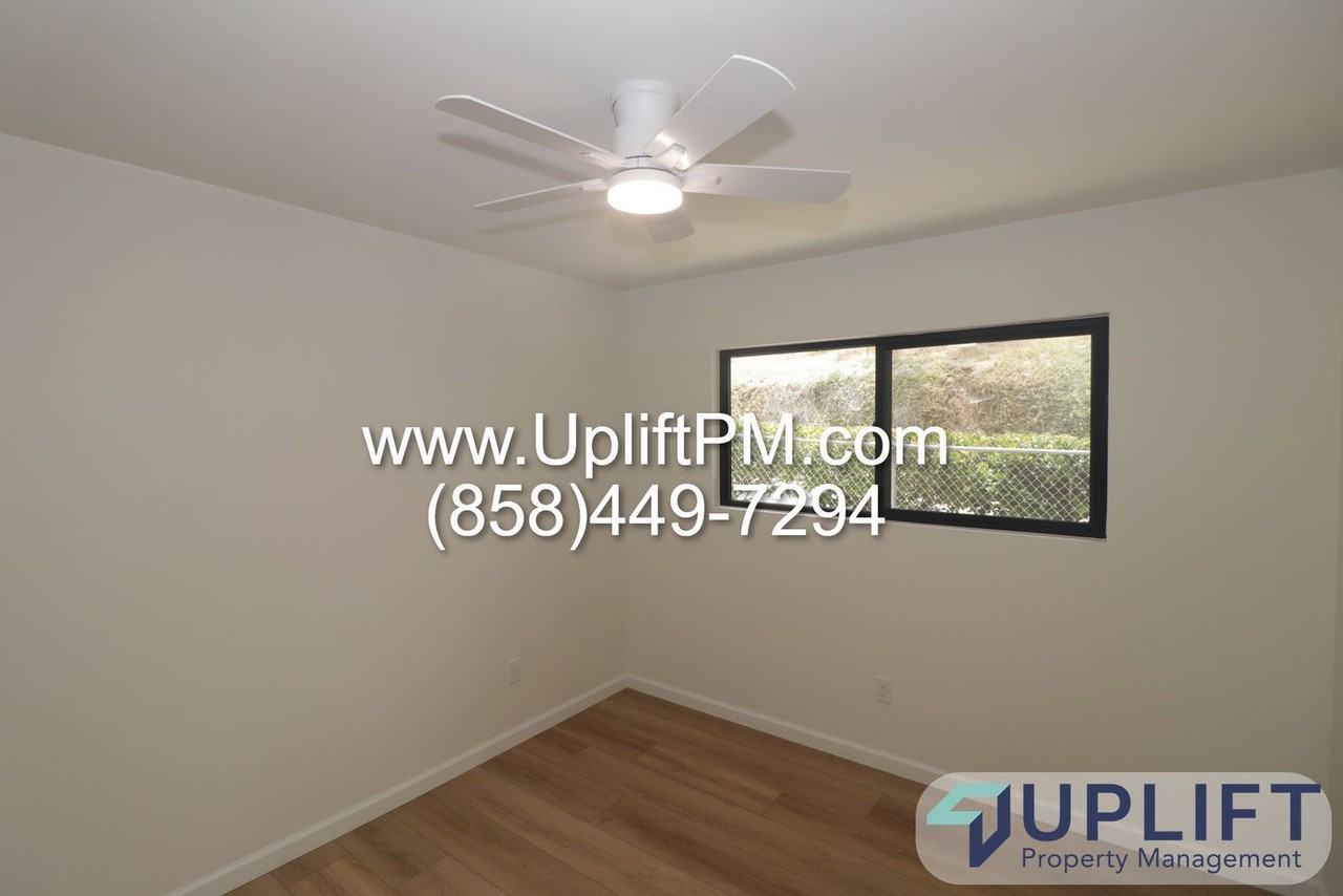 8949 Bower Ln - Photo 3 of 30