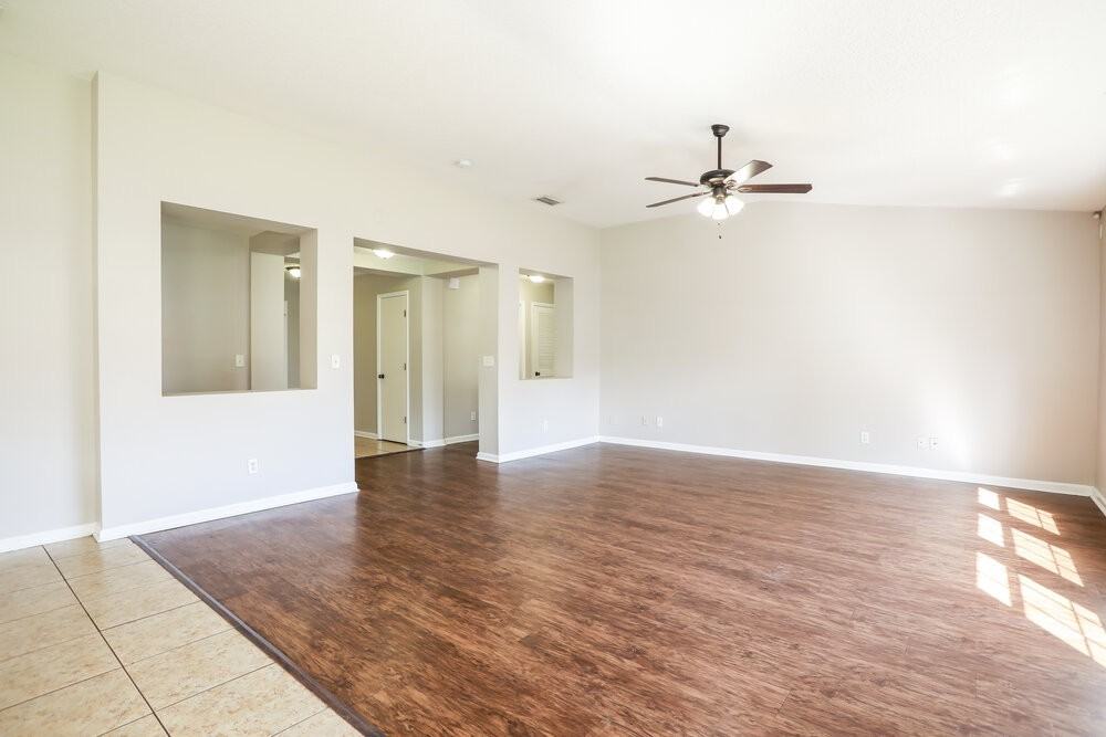 2285 Brian Lakes Dr E - Photo 4 of 16
