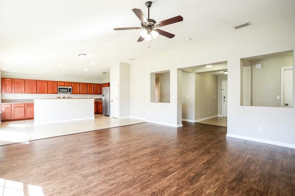 2285 Brian Lakes Dr E - Photo 5 of 16