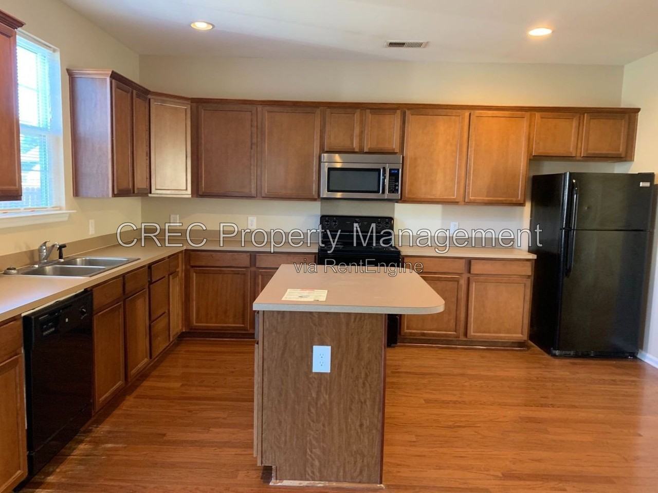 1016 Bridlewood Farms Pkwy - Photo 6 of 38