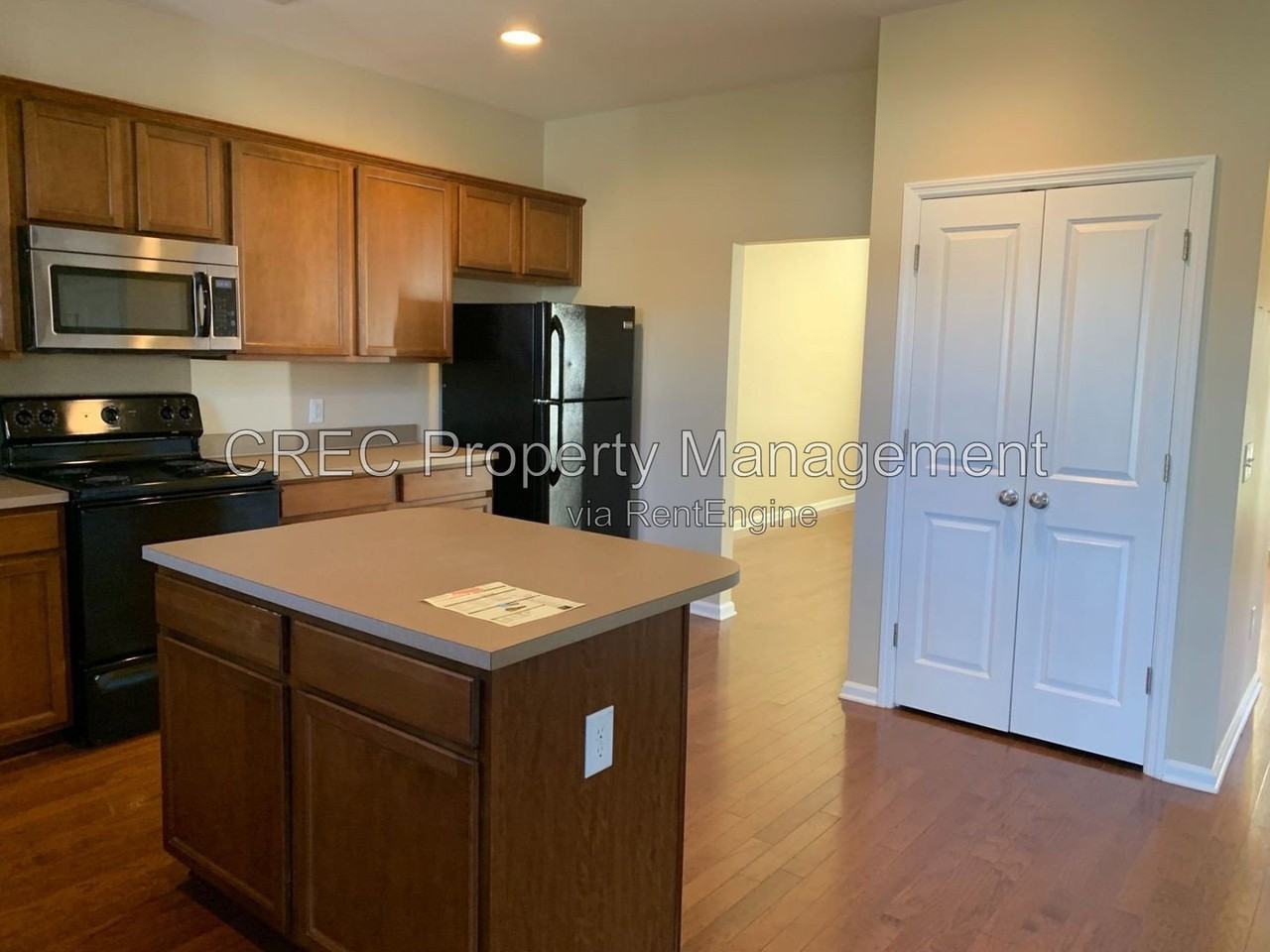 1016 Bridlewood Farms Pkwy - Photo 7 of 38